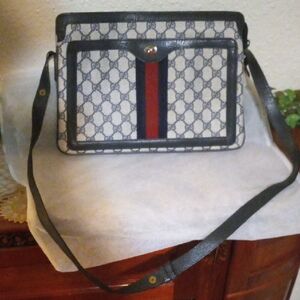 Gucci GG Canvas Sherry Line Accessory Collection Beige Red Navy Shoulder Bag